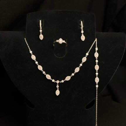 Rebekka Gümüş dəst