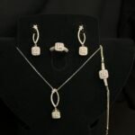 Eliza Gümüş dəst