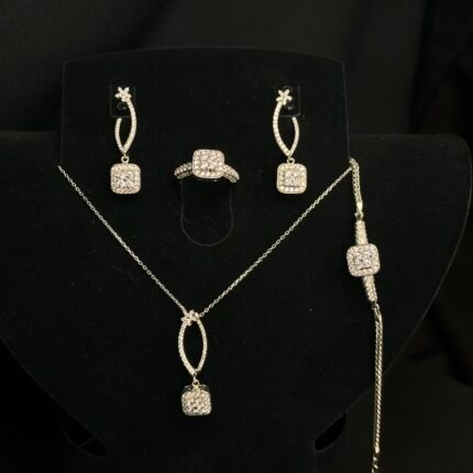 Eliza Gümüş dəst