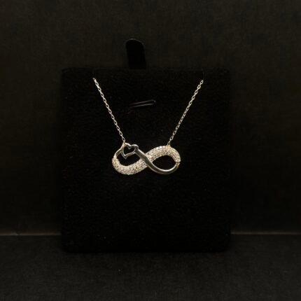 Carmen Gümüş boyunbağı