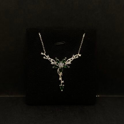 Gloria Gümüş boyunbağı