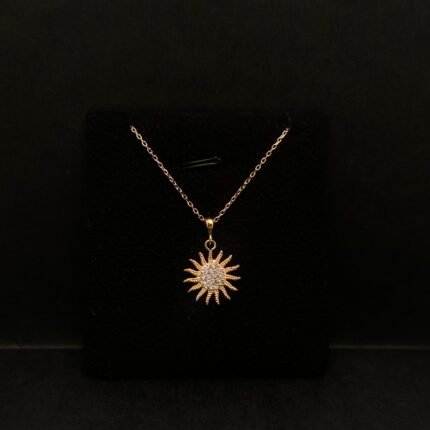 Kristina Gümüş boyunbağı