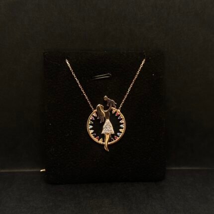 Mary Gümüş boyunbağı