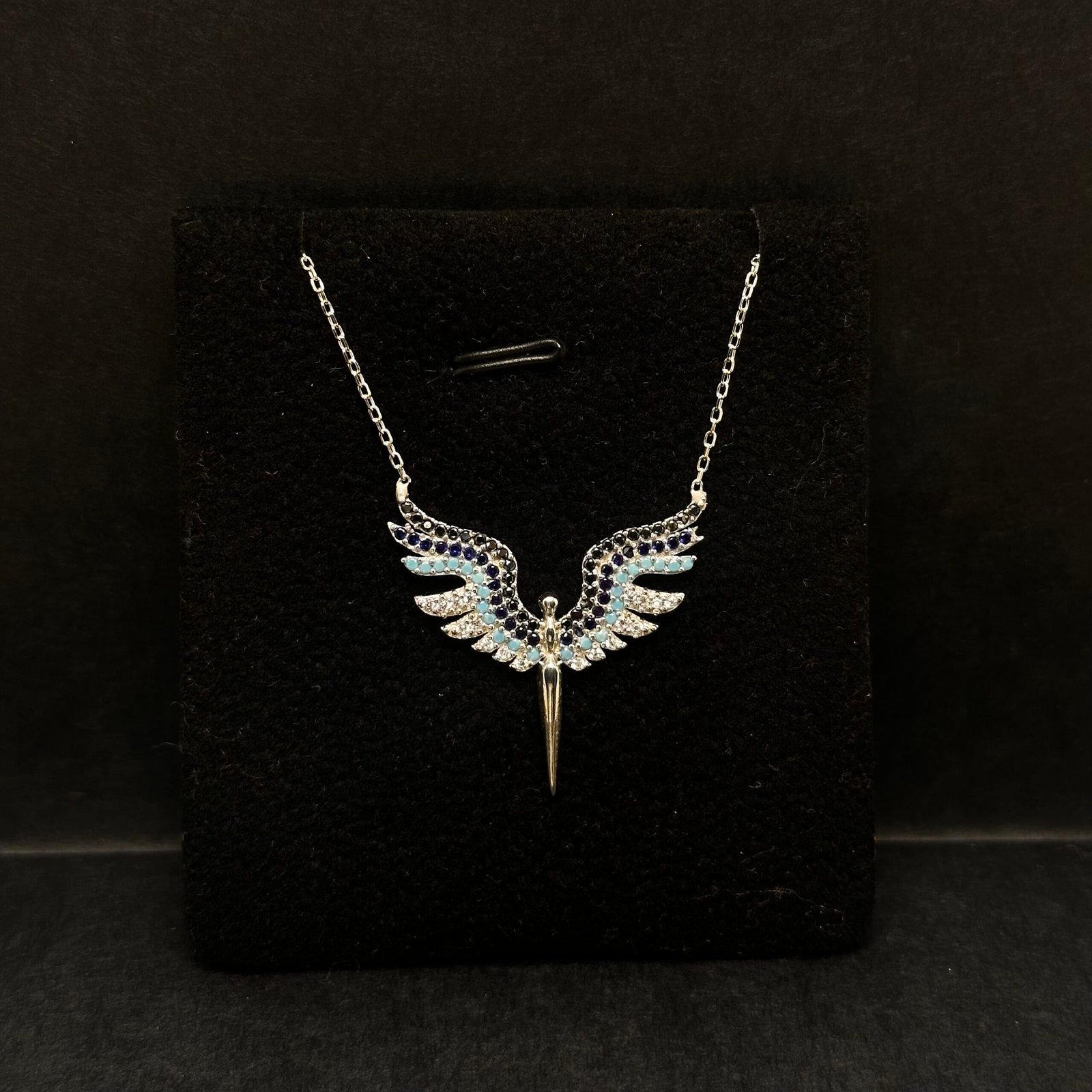 Rebecca Gümüş boyunbağı Rebecca Gümüş boyunbağı