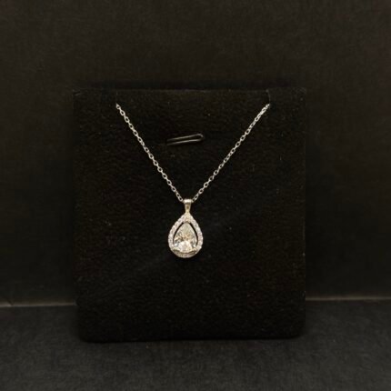 Violet Gümüş boyunbağı