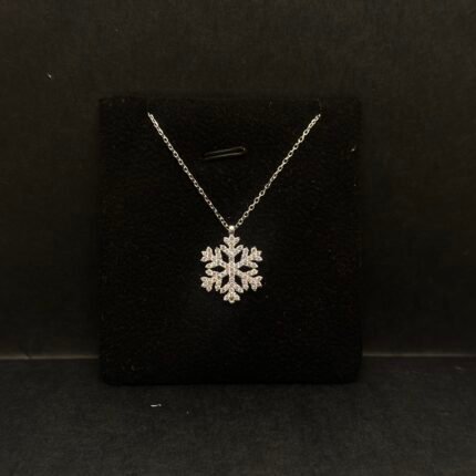 Elina Gümüş boyunbağı