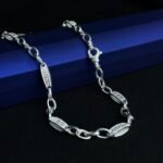 Gavin Gümüş boyunbağı