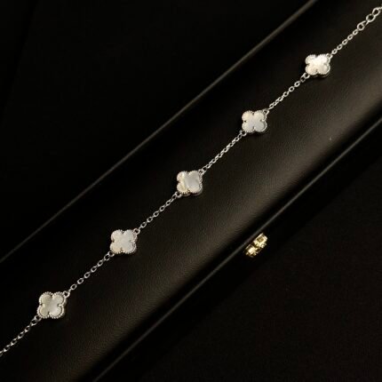 Ainara Gümüş bilərzik brend