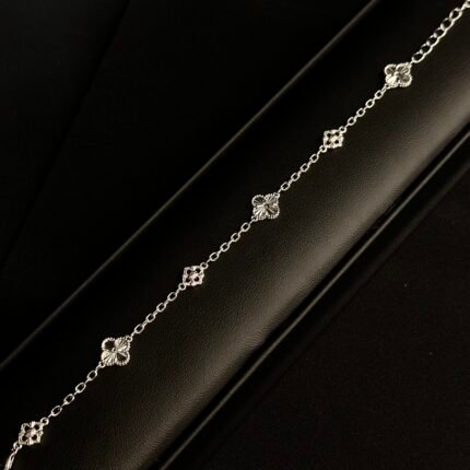 Avani Gümüş bilərzik brend