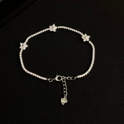 Layla Gümüş bilərzik