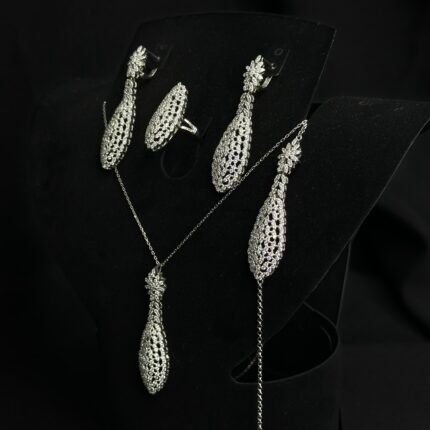 Abbey Gümüş dəst