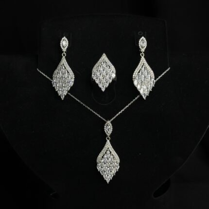 Almira Gümüş dəst brend