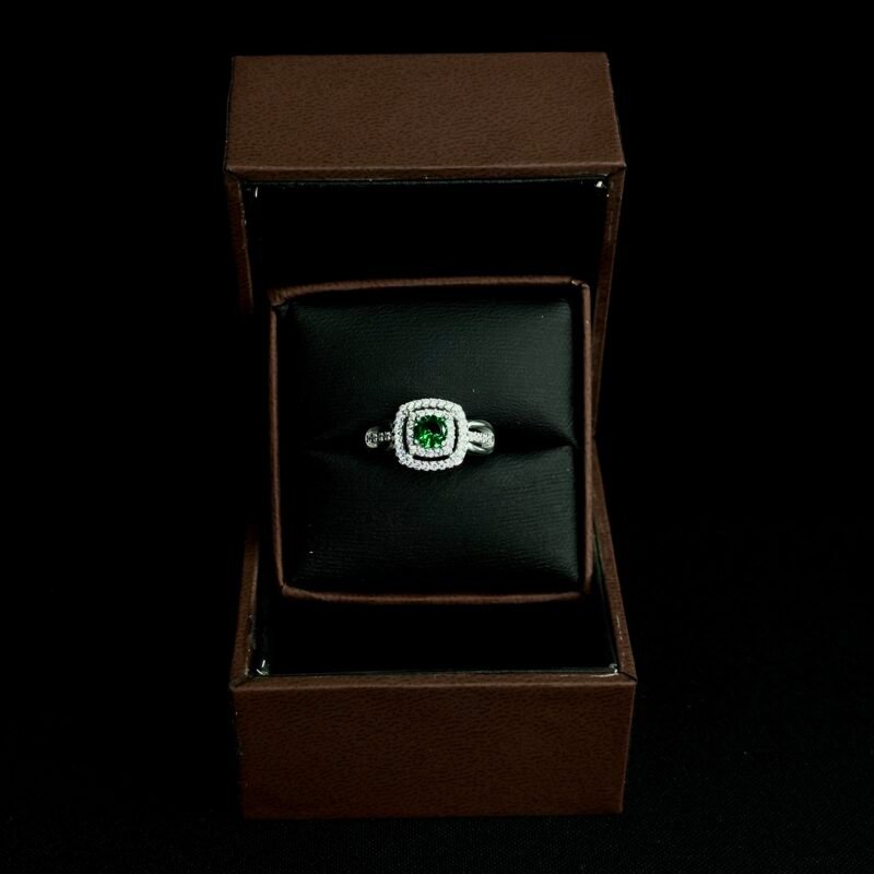 Abril Gümüş üzük