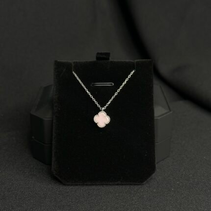 Gale Gümüş boyunbağı