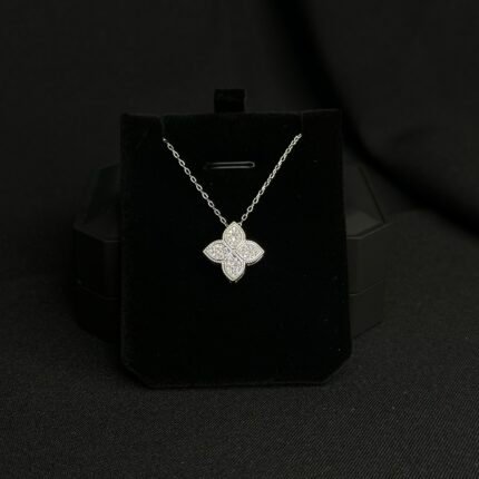 Paige Gümüş boyunbağı