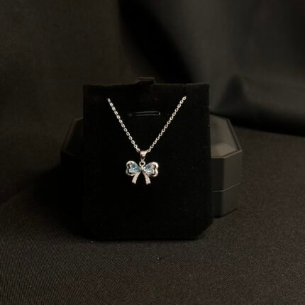 Becca Gümüş boyunbağı