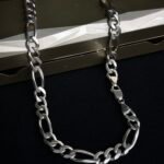 Castin Gümüş boyunbağı