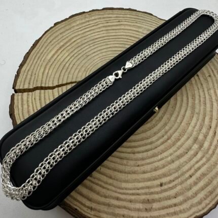 Luis Gümüş boyunbağı