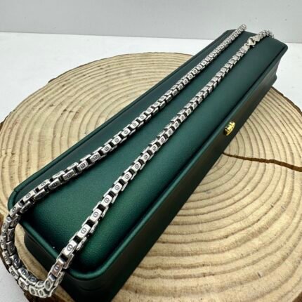 Malkolm Gümüş boyunbağı