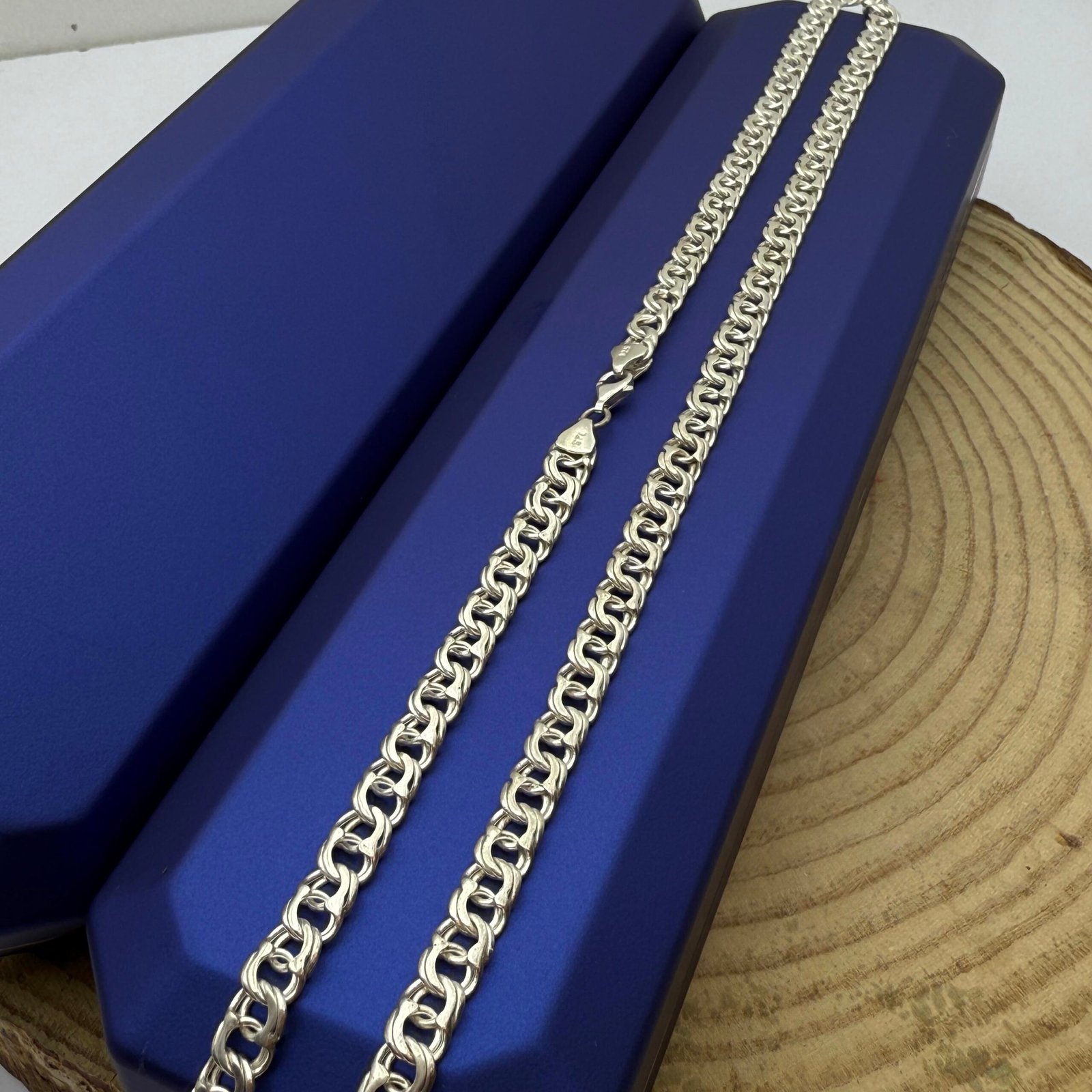 KB 46 Marko Gümüş boyunbağı