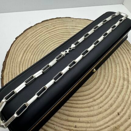 Mateo Gümüş boyunbağı