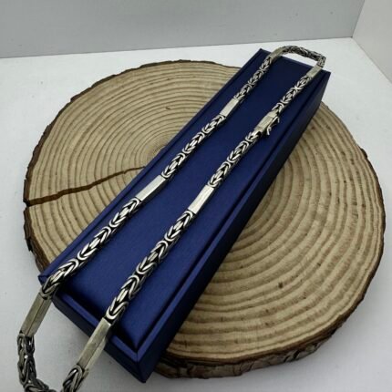 Preston Gümüş boyunbağı