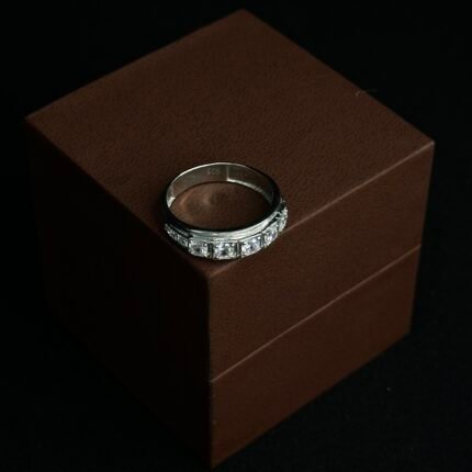 Rayker gümüş üzük