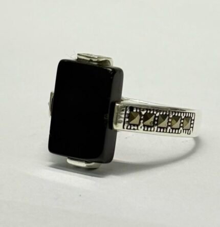 Sonni gümüş üzük