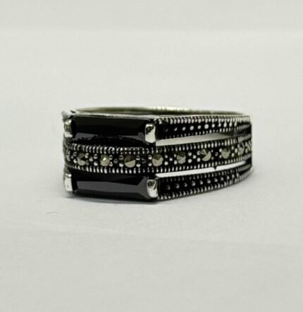 Uorren gümüş üzük