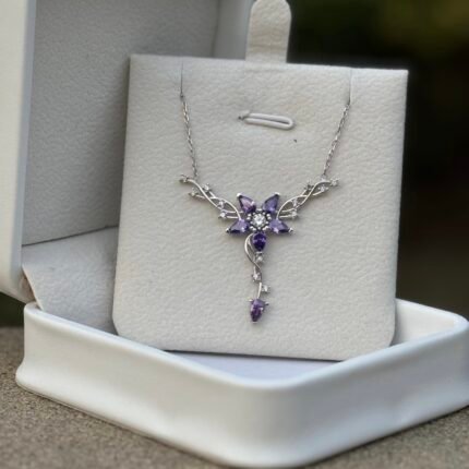 Maura Gümüş boyunbağı