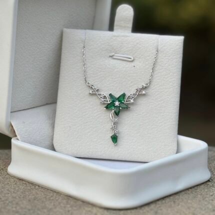 Mayra Gümüş boyunbağı