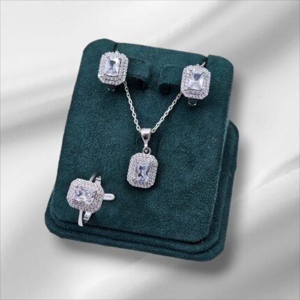 Sydnee Gümüş dəst