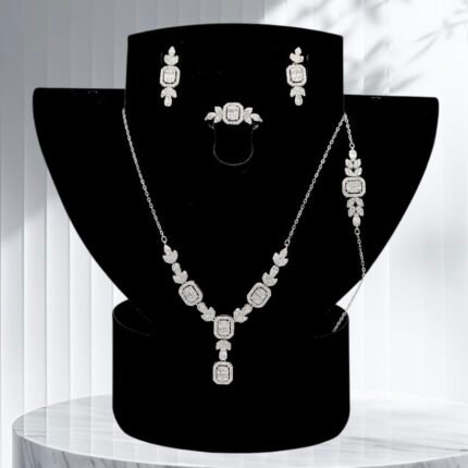 Taryn Gümüş dəst