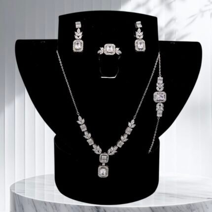 Tatum Gümüş dəst