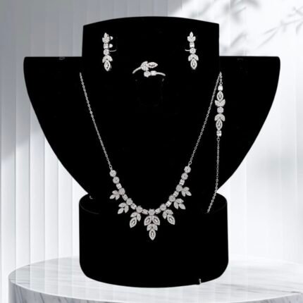 Trinity Gümüş dəst