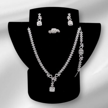 Trista Gümüş dəst