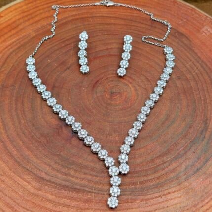 Dalila Gümüş dəst